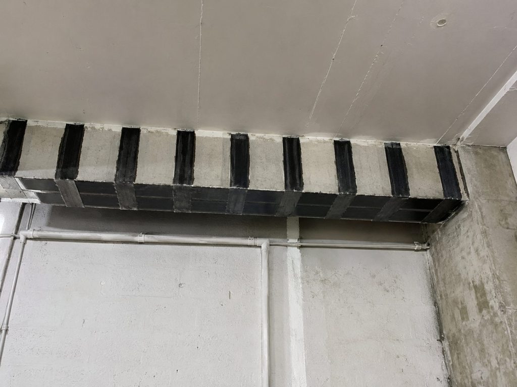 refuerzo-estructural-con-fibra-de-carbono-en-viga-de-concreto